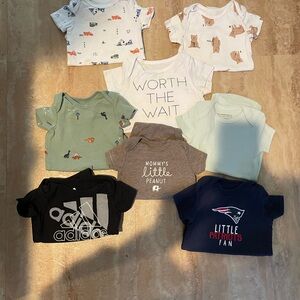 Assorted Short Sleeve Onesie Lot